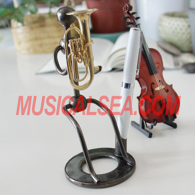 figurine